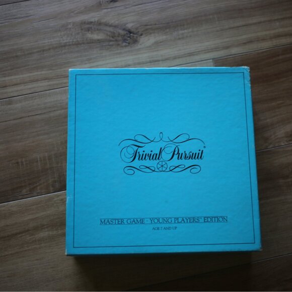 Trivial Pursuit Master Game Young Players Edition Vintage 1984 Ages 7 & Up - Picture 2 of 11